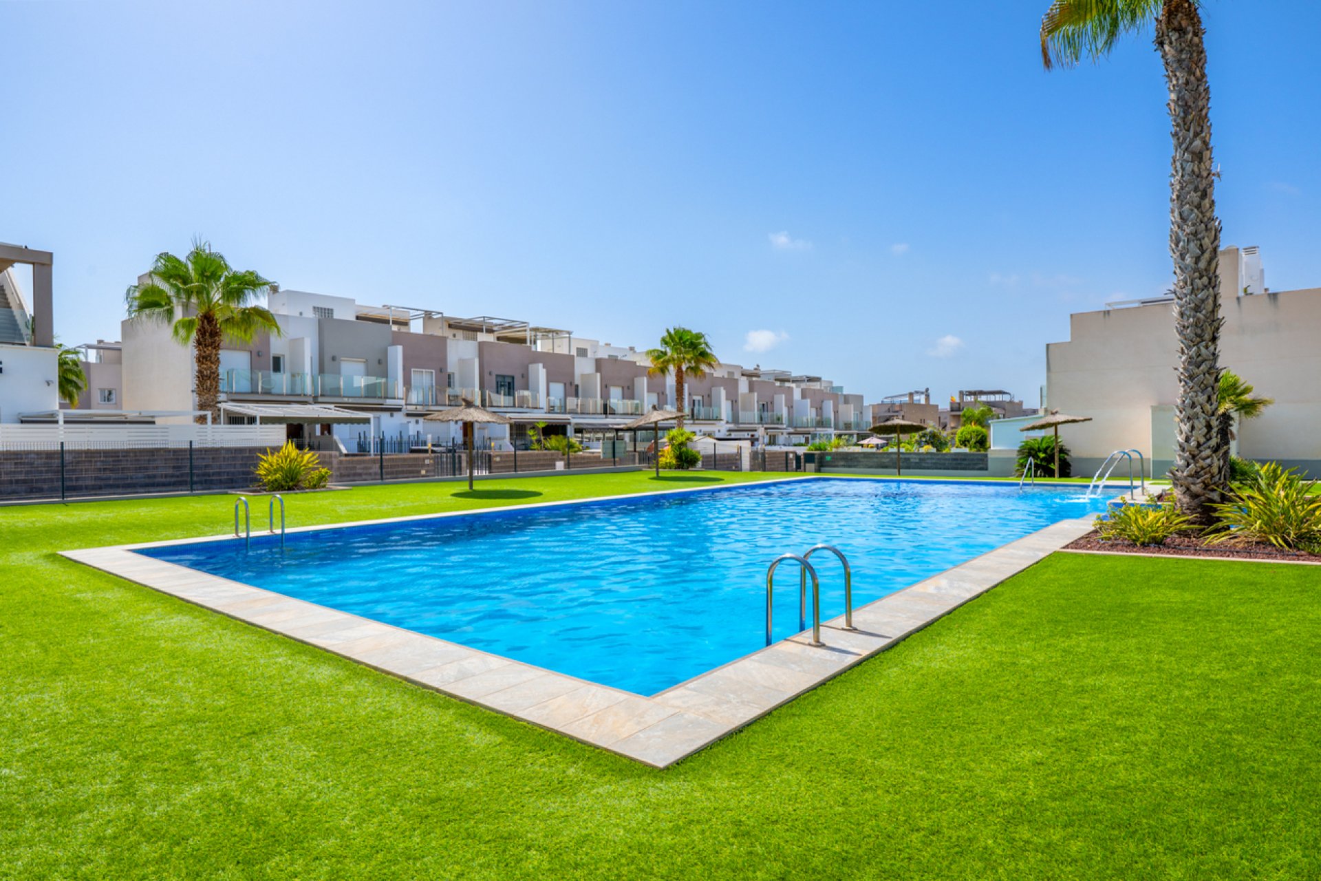 Herverkoop - Town House -
Torrevieja - Costa Blanca