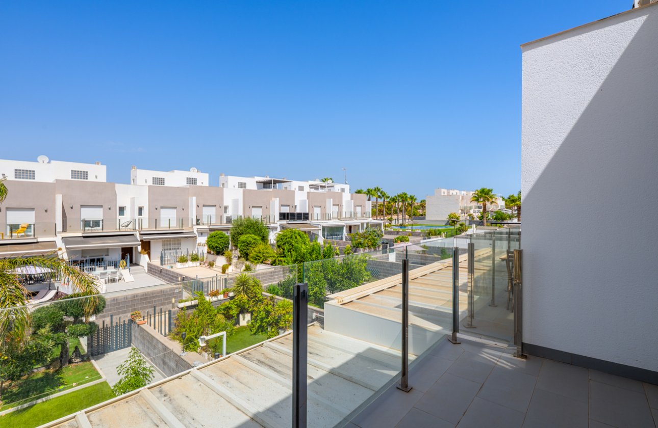 Herverkoop - Town House -
Torrevieja - Costa Blanca