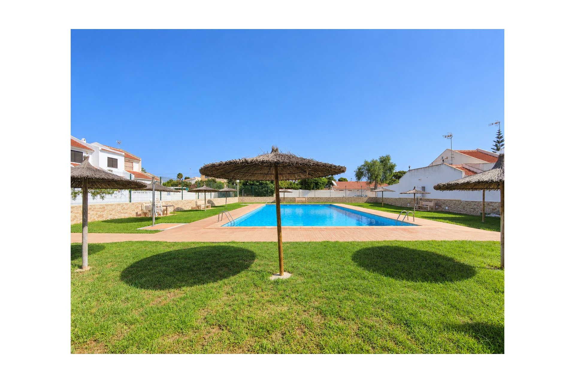 Herverkoop - Town House -
Torrevieja - Costa Blanca