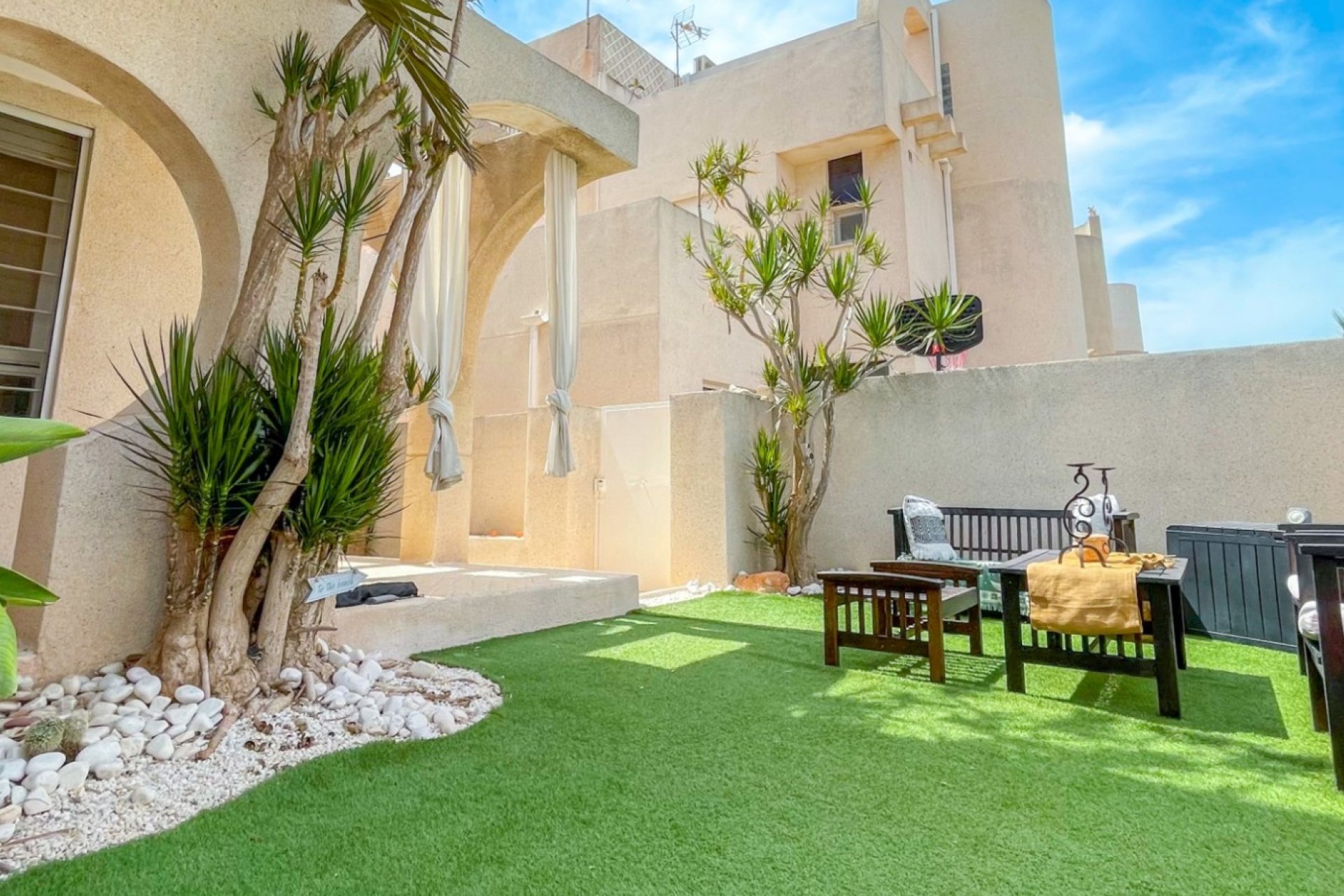 Herverkoop - Town House -
Torrevieja - Costa Blanca