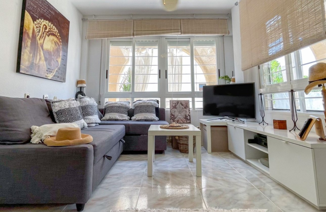 Herverkoop - Town House -
Torrevieja - Costa Blanca