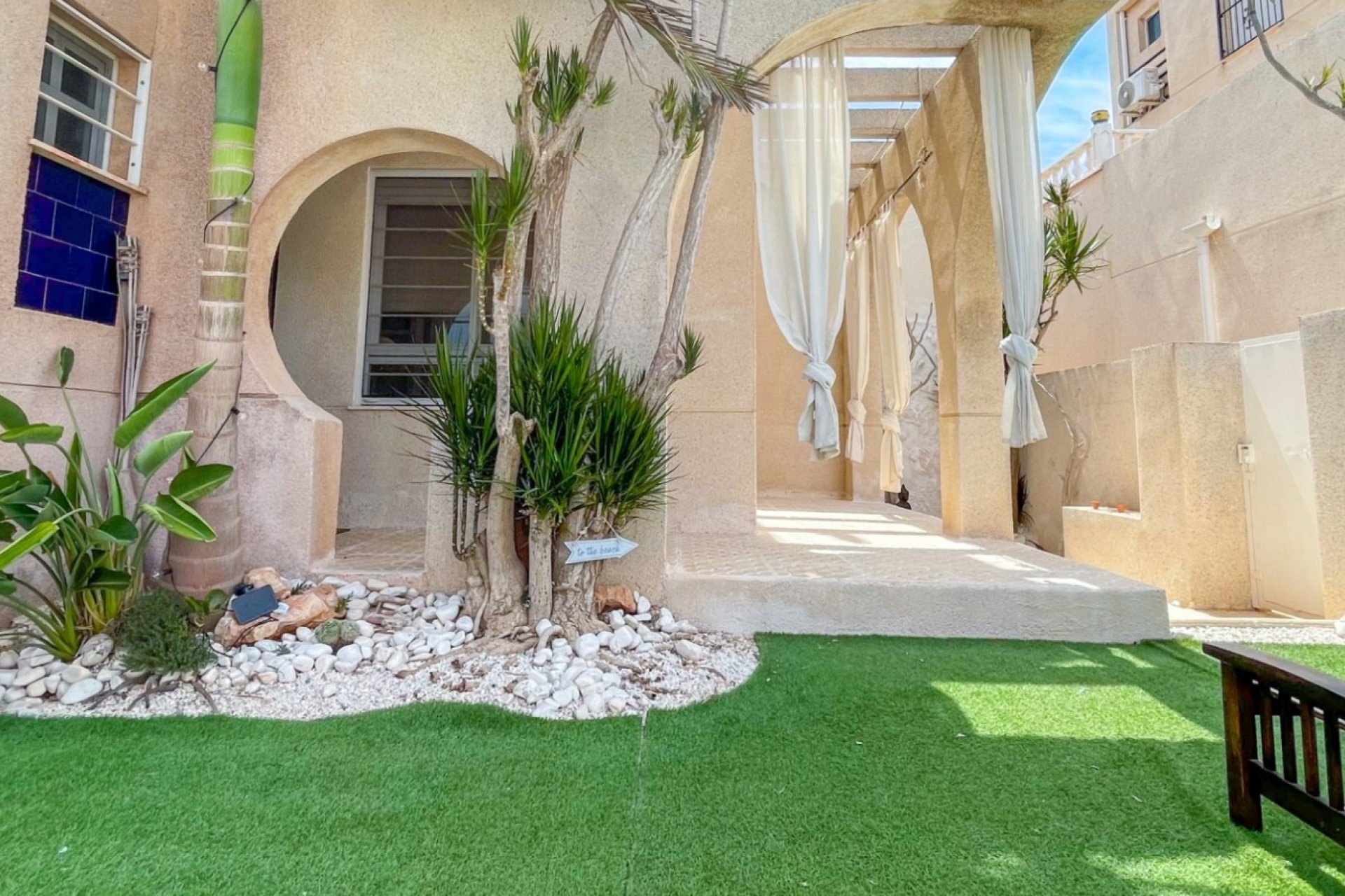 Herverkoop - Town House -
Torrevieja - Costa Blanca