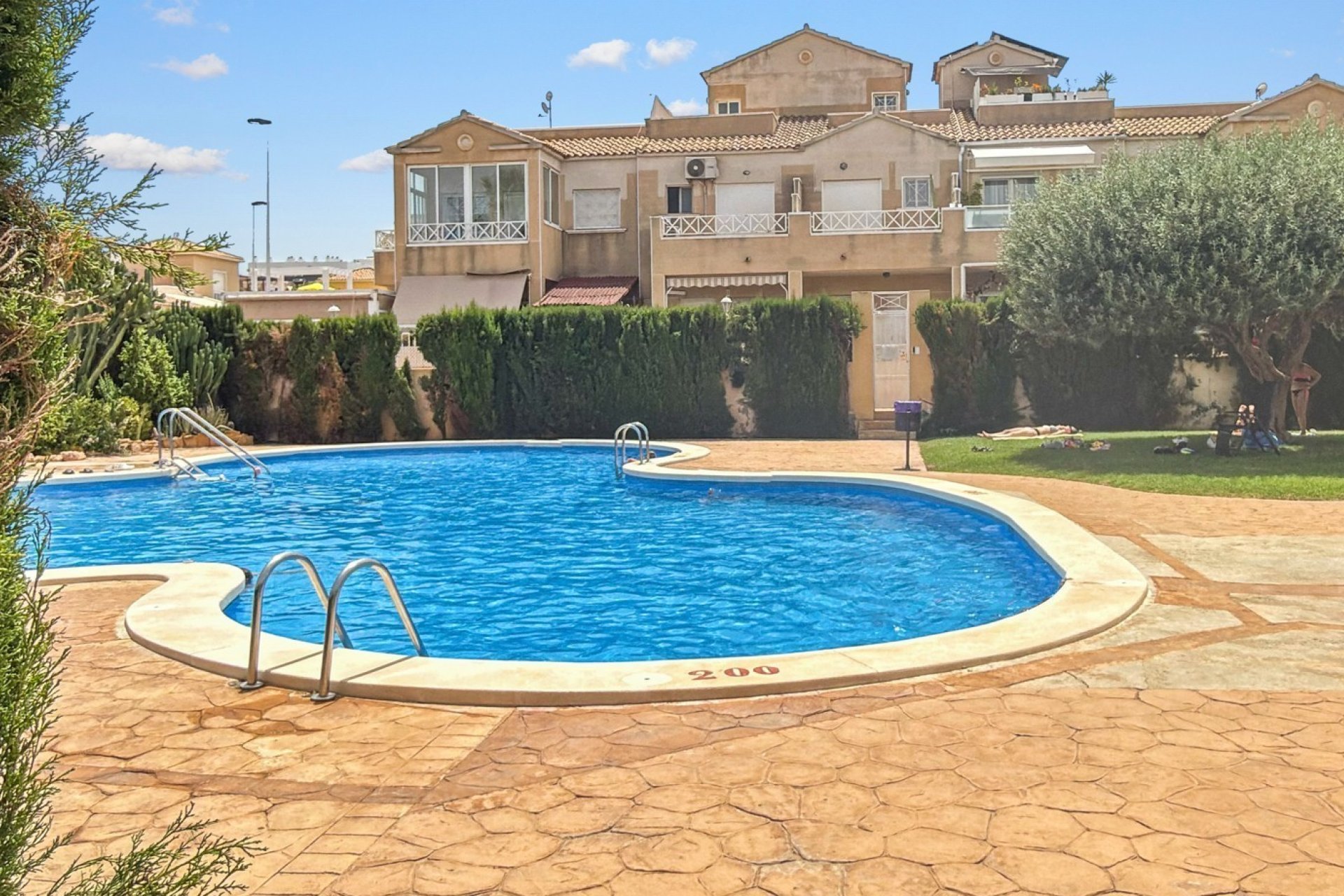 Herverkoop - Town House -
Torrevieja - Costa Blanca