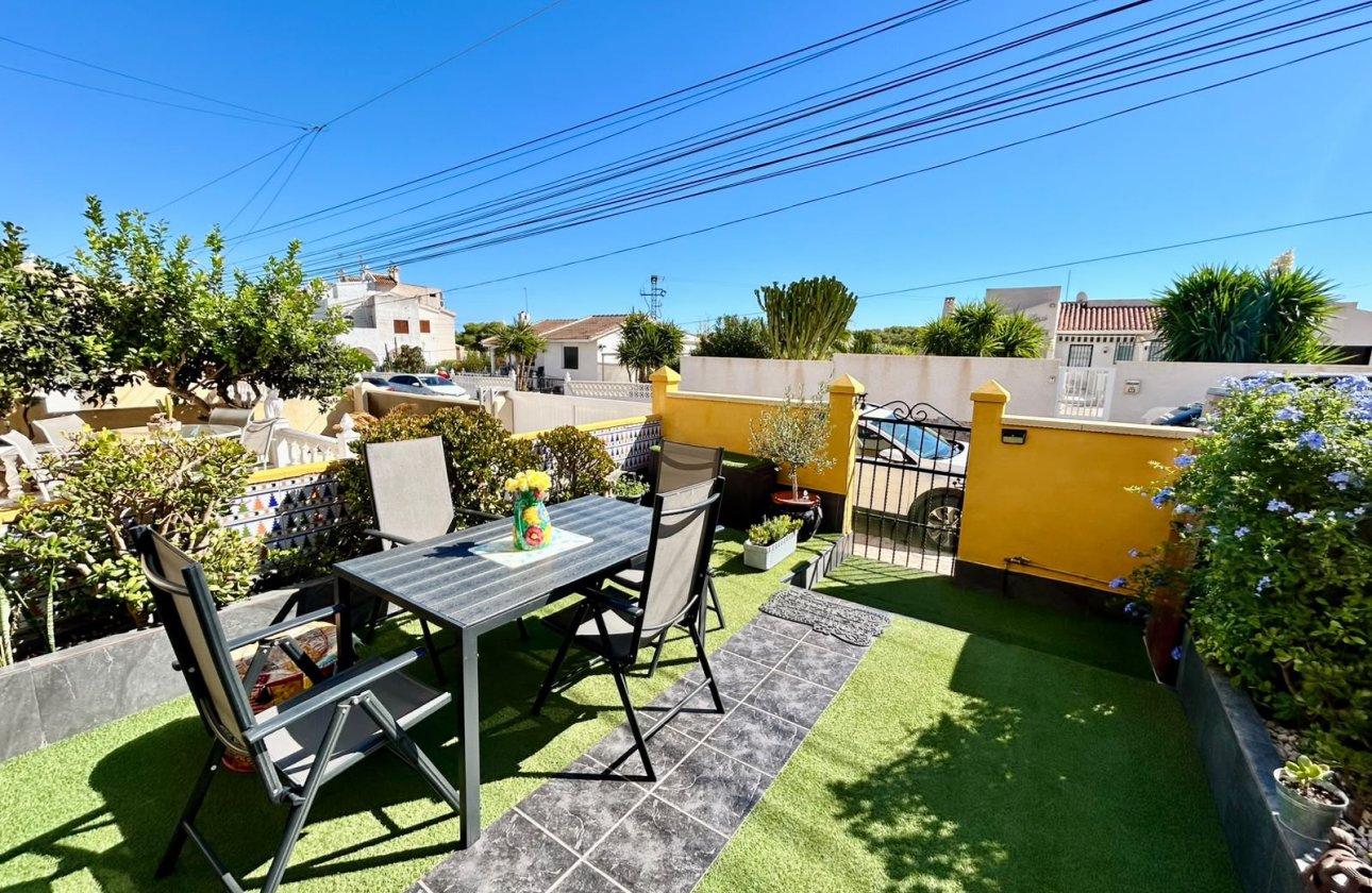 Herverkoop - Town House -
Torrevieja - Costa Blanca