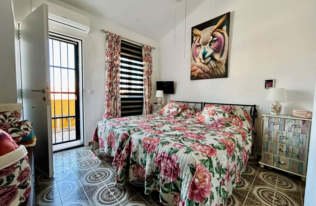 Herverkoop - Town House -
Torrevieja - Costa Blanca