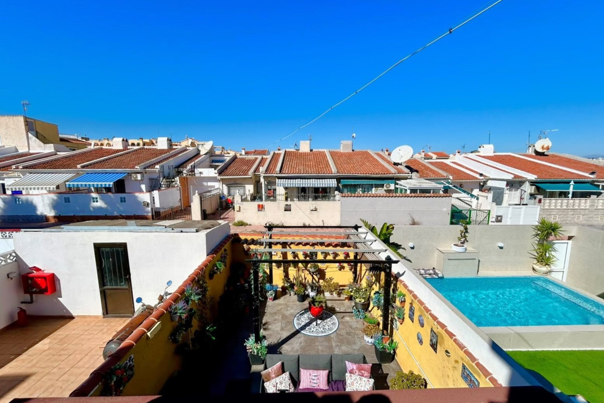 Herverkoop - Town House -
Torrevieja - Costa Blanca