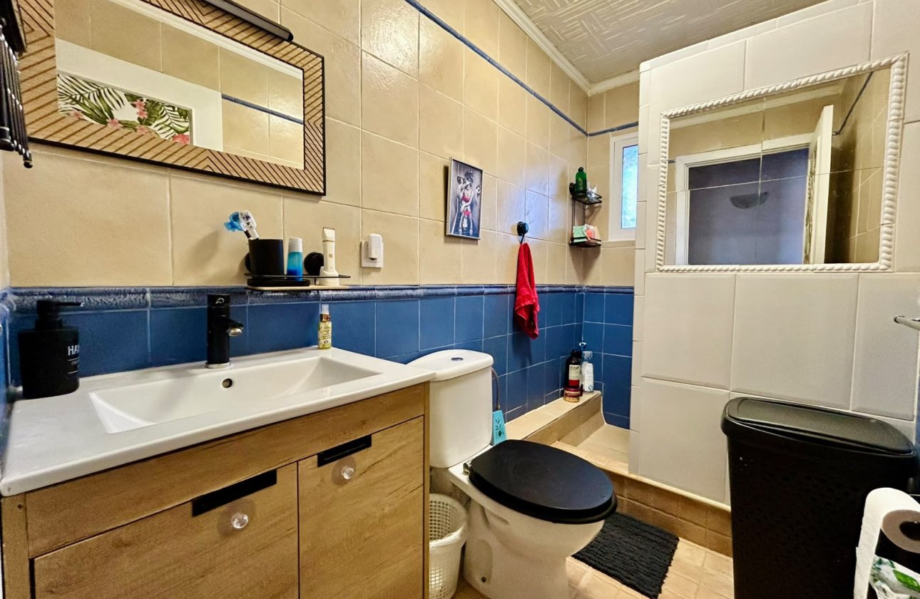 Herverkoop - Town House -
Torrevieja - Costa Blanca