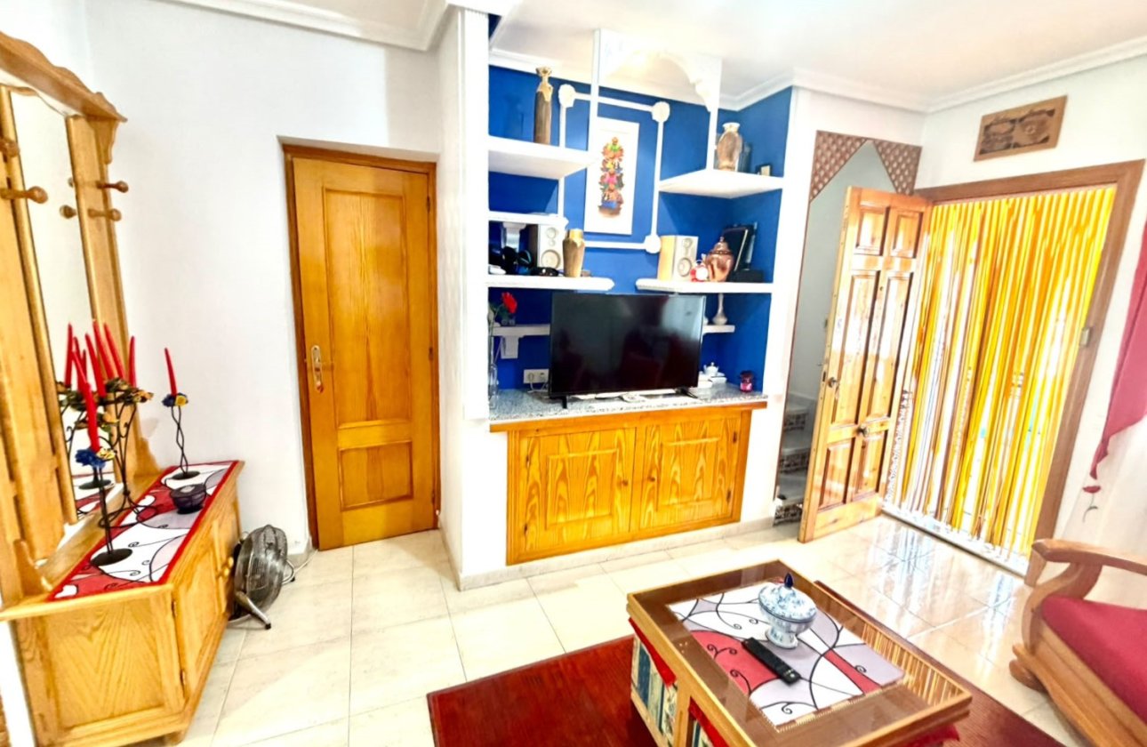 Herverkoop - Town House -
Torrevieja - Costa Blanca