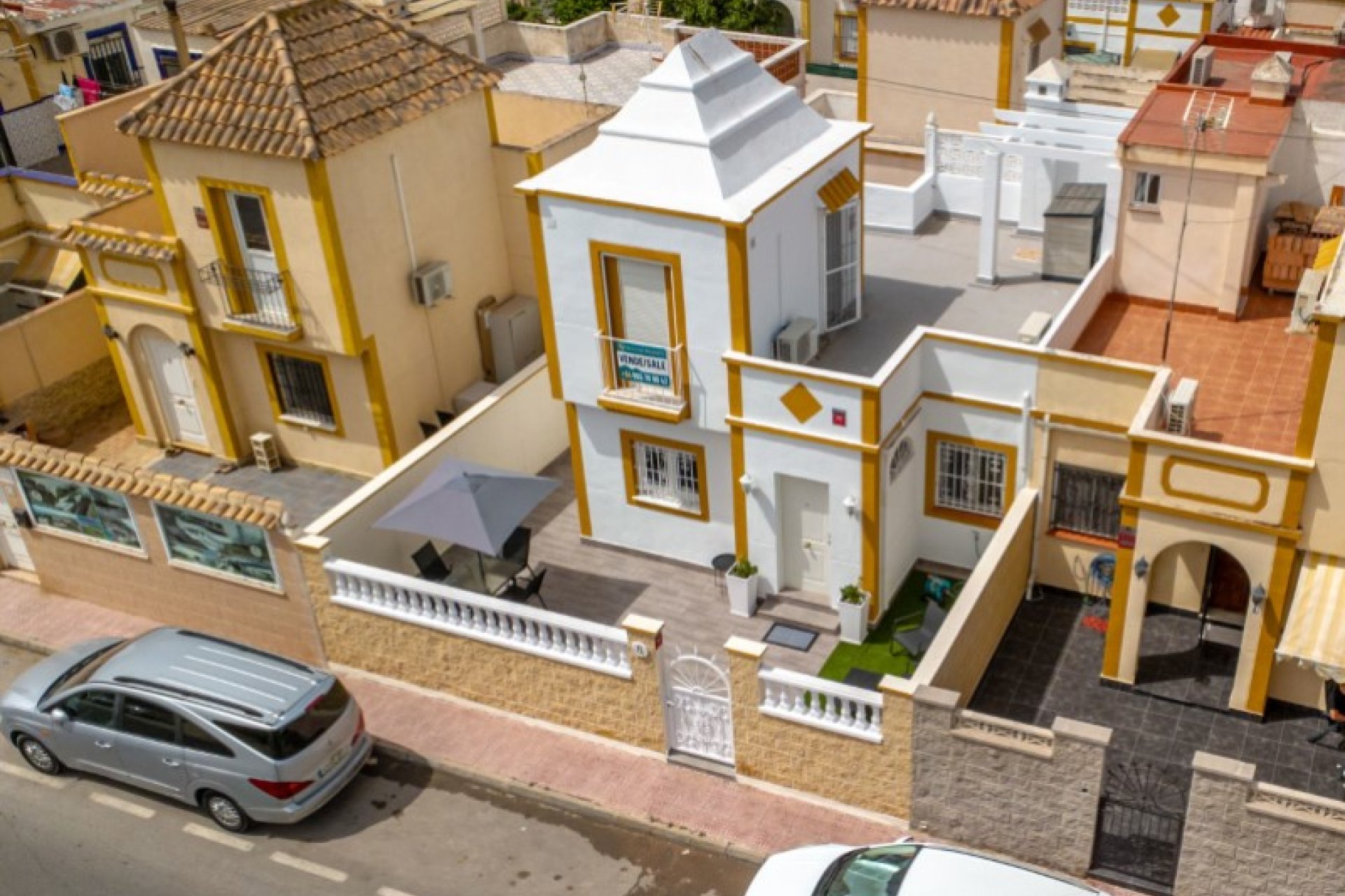 Herverkoop - Town House -
Torrevieja - Costa Blanca