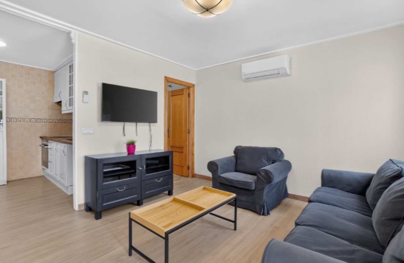 Herverkoop - Town House -
Torrevieja - Costa Blanca
