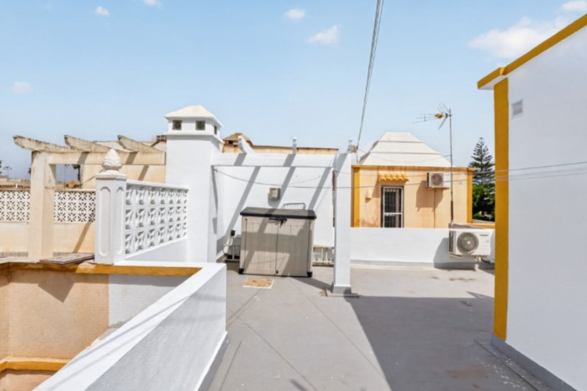 Herverkoop - Town House -
Torrevieja - Costa Blanca