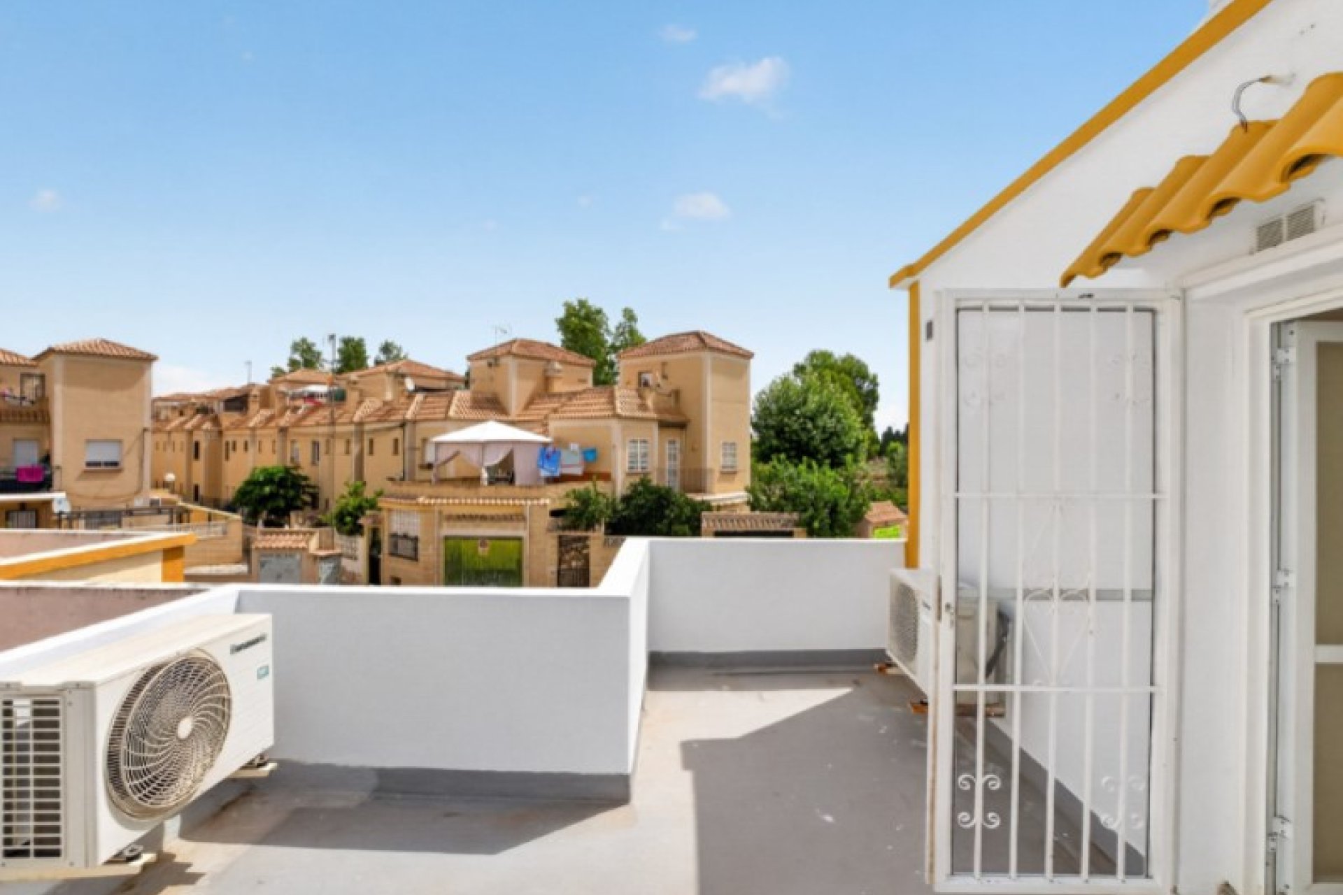 Herverkoop - Town House -
Torrevieja - Costa Blanca