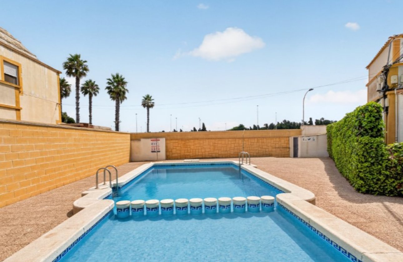 Herverkoop - Town House -
Torrevieja - Costa Blanca