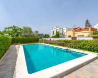 Herverkoop - Town House -
Torrevieja - Costa Blanca