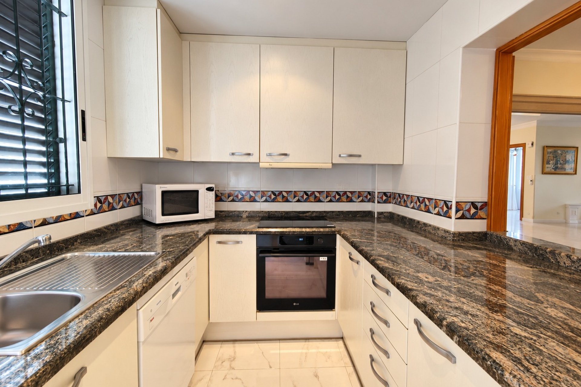 Herverkoop - Town House -
Torrevieja - Costa Blanca