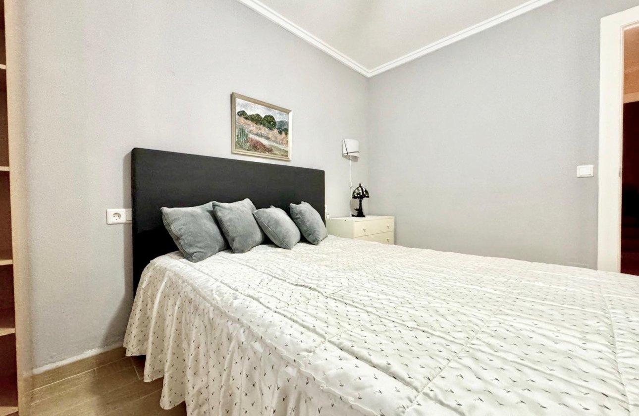Herverkoop - Town House -
Torrevieja - Costa Blanca