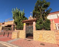 Herverkoop - Town House -
Torrevieja - El Acequión - Los Náufragos