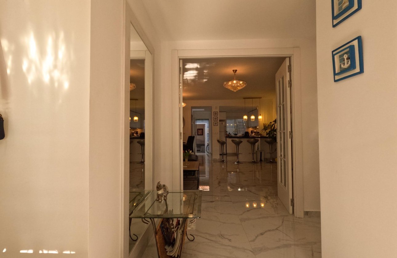 Herverkoop - Town House -
Torrevieja - El Acequión - Los Náufragos