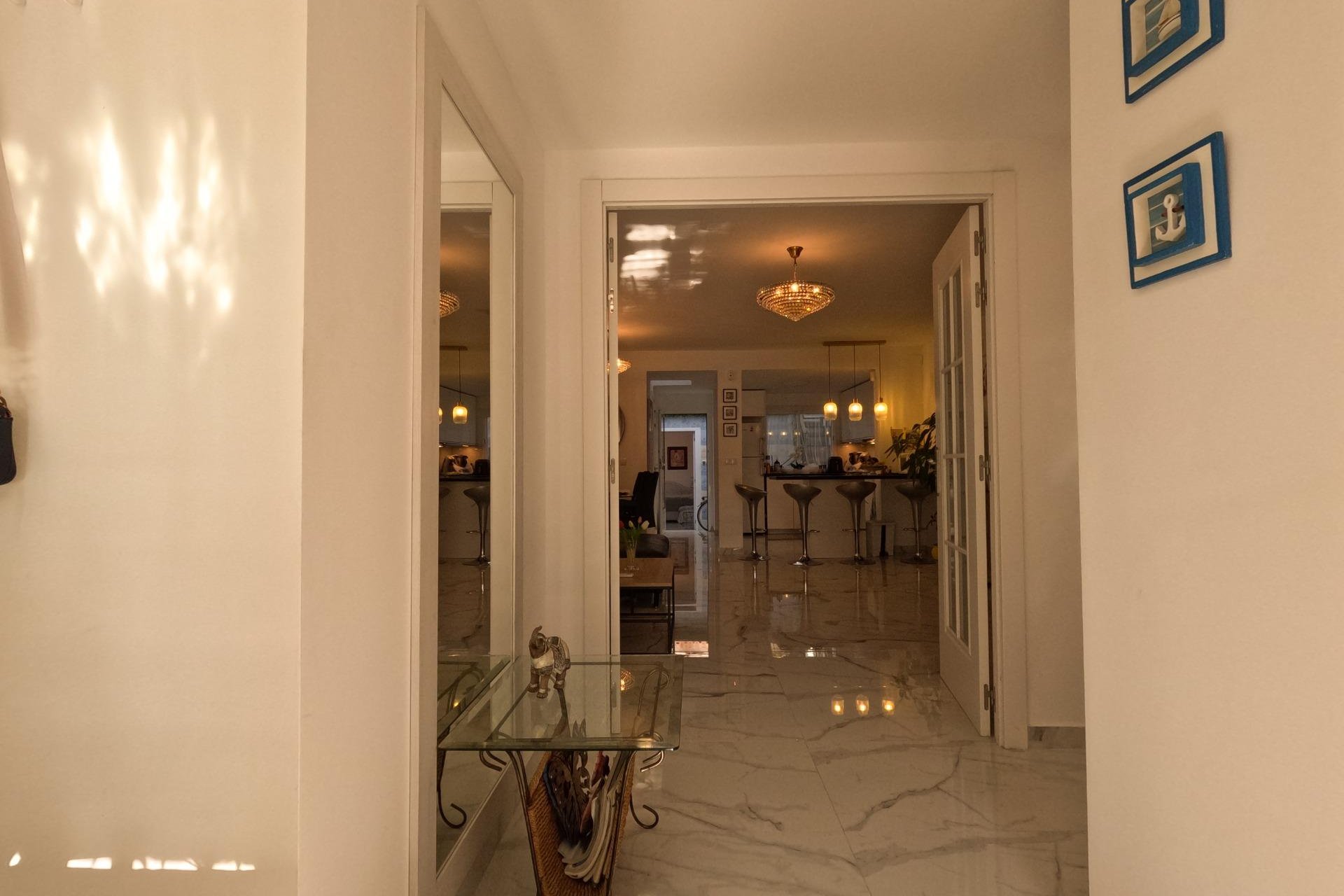 Herverkoop - Town House -
Torrevieja - El Acequión - Los Náufragos