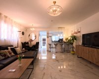 Herverkoop - Town House -
Torrevieja - El Acequión - Los Náufragos