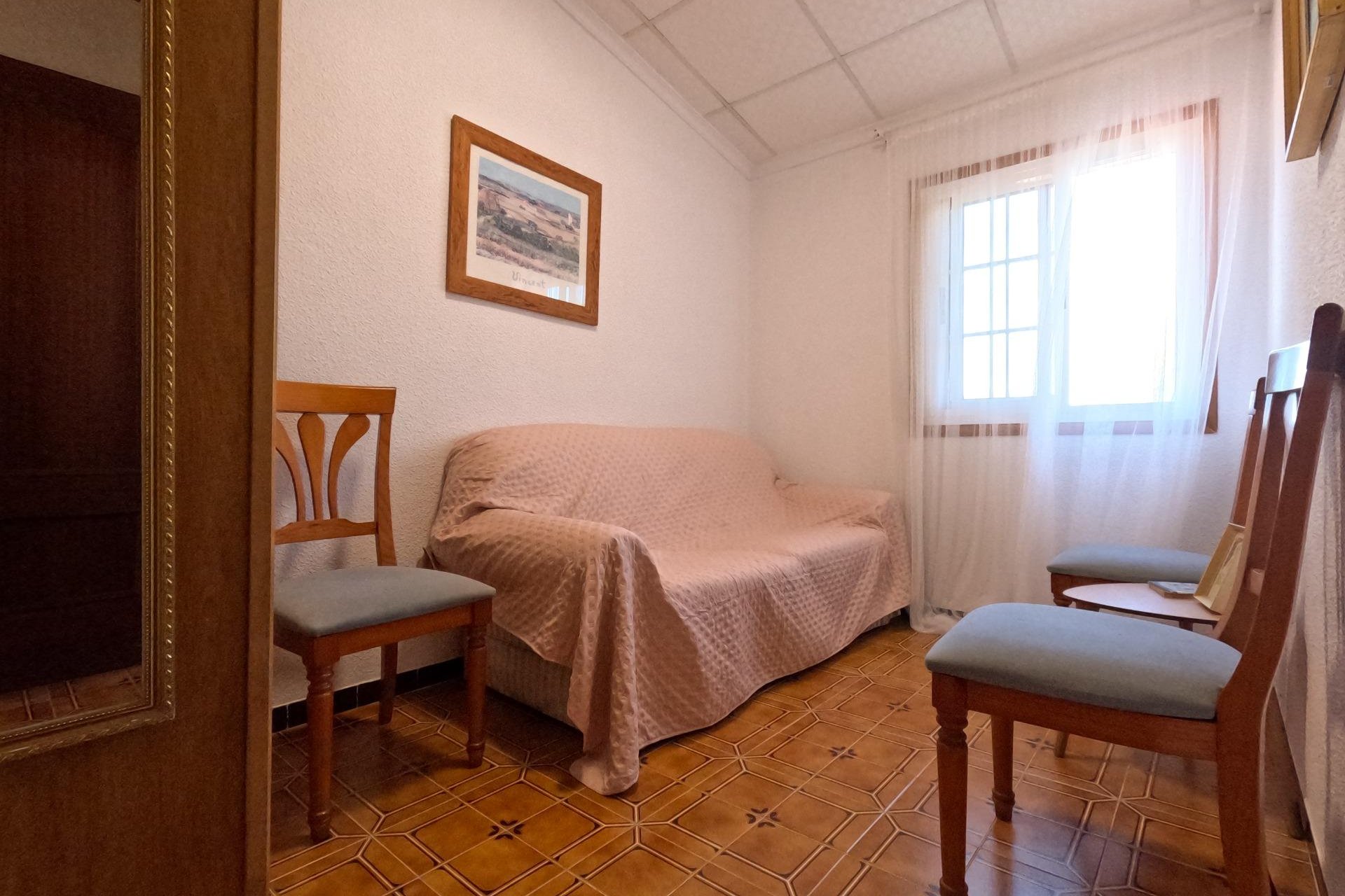 Herverkoop - Town House -
Torrevieja - El Acequión - Los Náufragos
