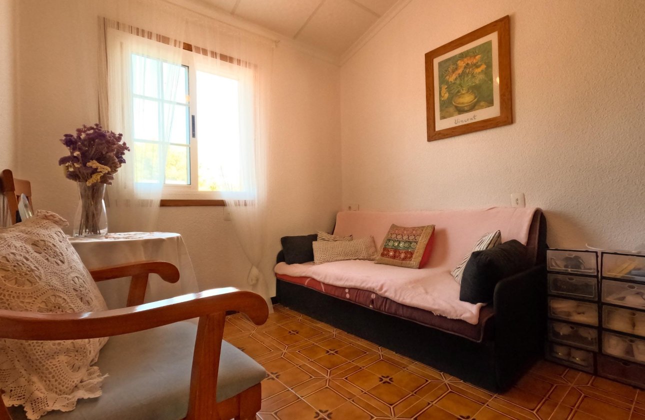 Herverkoop - Town House -
Torrevieja - El Acequión - Los Náufragos