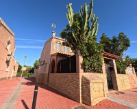 Herverkoop - Town House -
Torrevieja - El Acequión - Los Náufragos