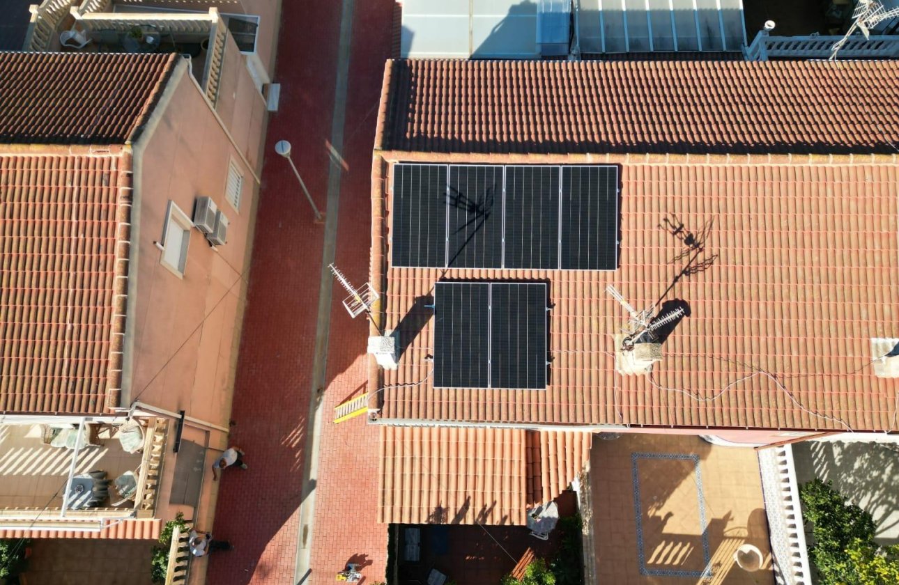 Herverkoop - Town House -
Torrevieja - El Acequión - Los Náufragos