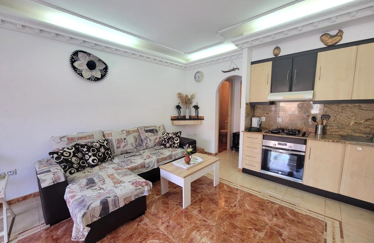 Herverkoop - Town House -
Torrevieja - El Chaparral