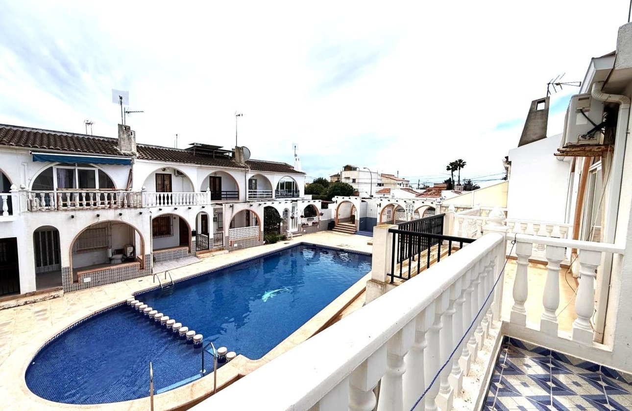 Herverkoop - Town House -
Torrevieja - El Chaparral