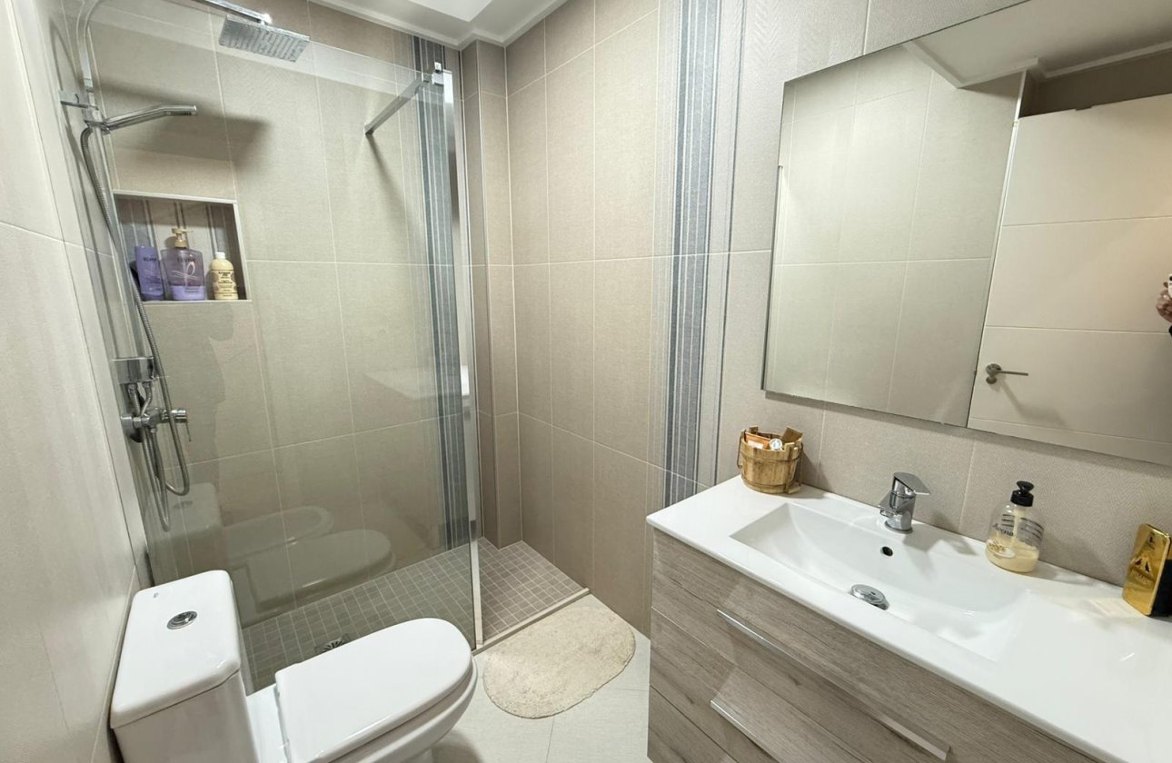 Herverkoop - Town House -
Torrevieja - El Chaparral