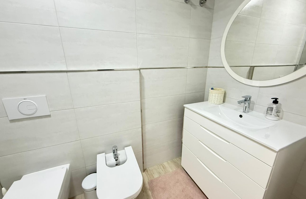 Herverkoop - Town House -
Torrevieja - El Chaparral