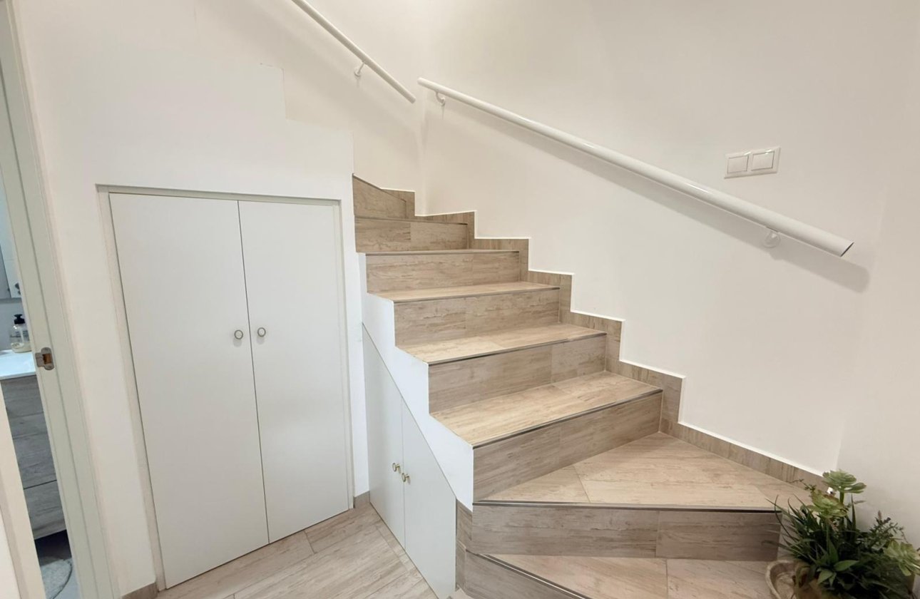 Herverkoop - Town House -
Torrevieja - El Chaparral