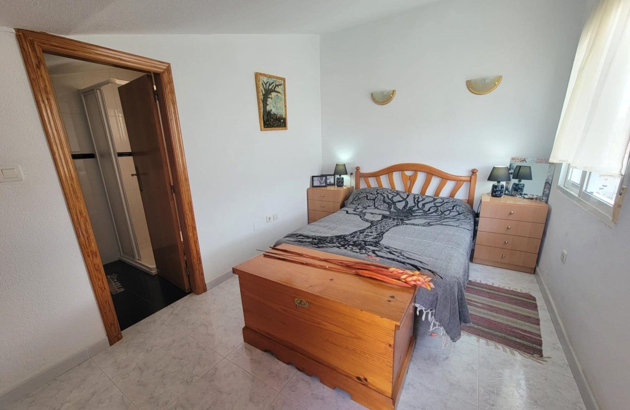 Herverkoop - Town House -
Torrevieja - El Chaparral