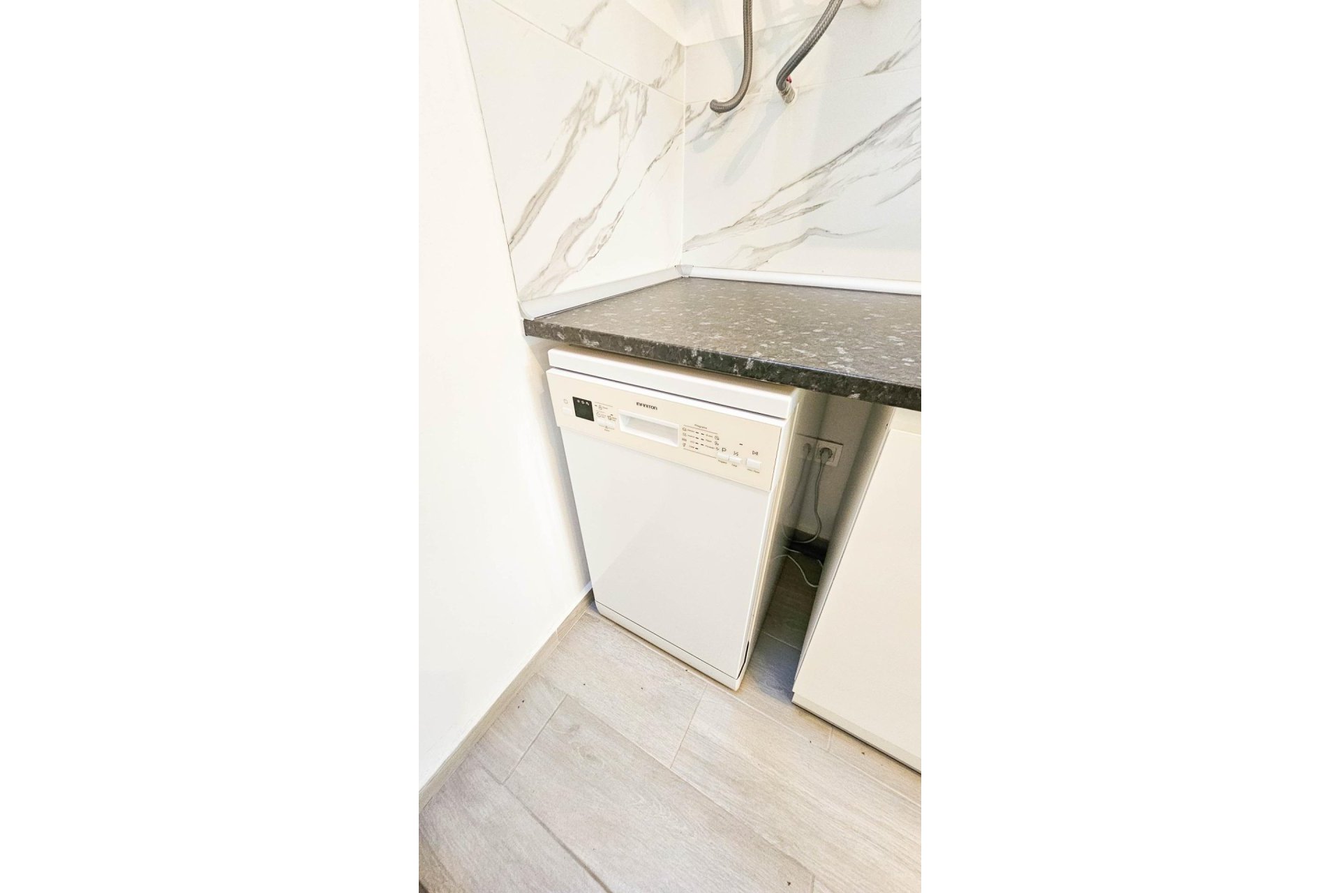 Herverkoop - Town House -
Torrevieja - El Limonar