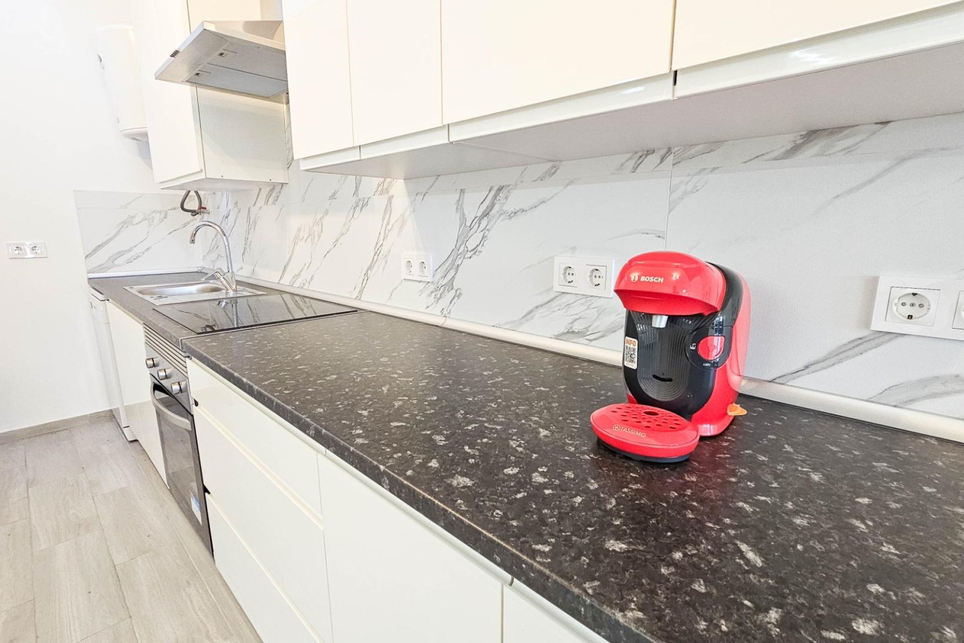 Herverkoop - Town House -
Torrevieja - El Limonar