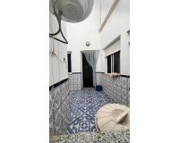 Herverkoop - Town House -
Torrevieja - Estacion De Autobuses