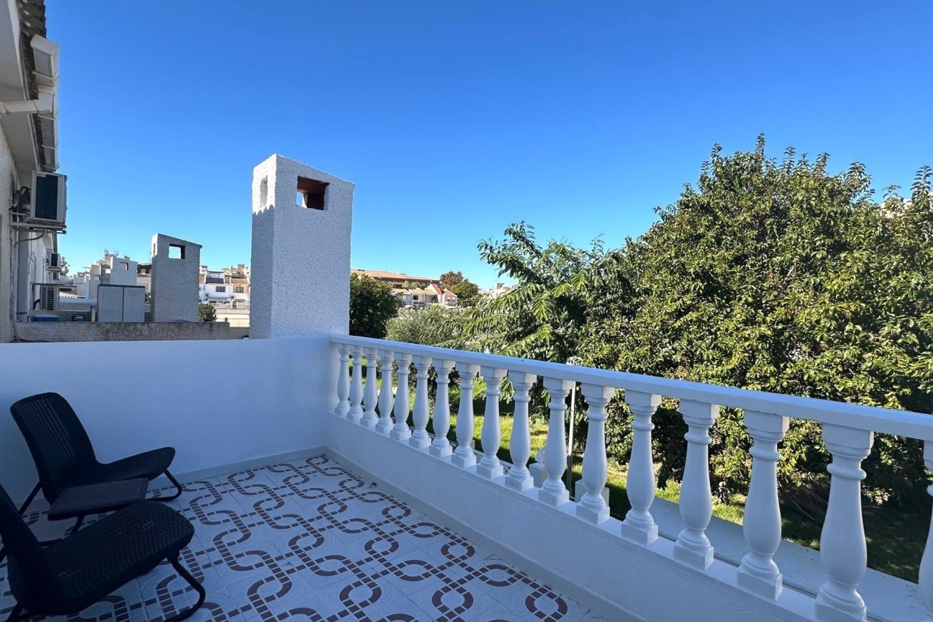 Herverkoop - Town House -
Torrevieja - Estacion De Autobuses