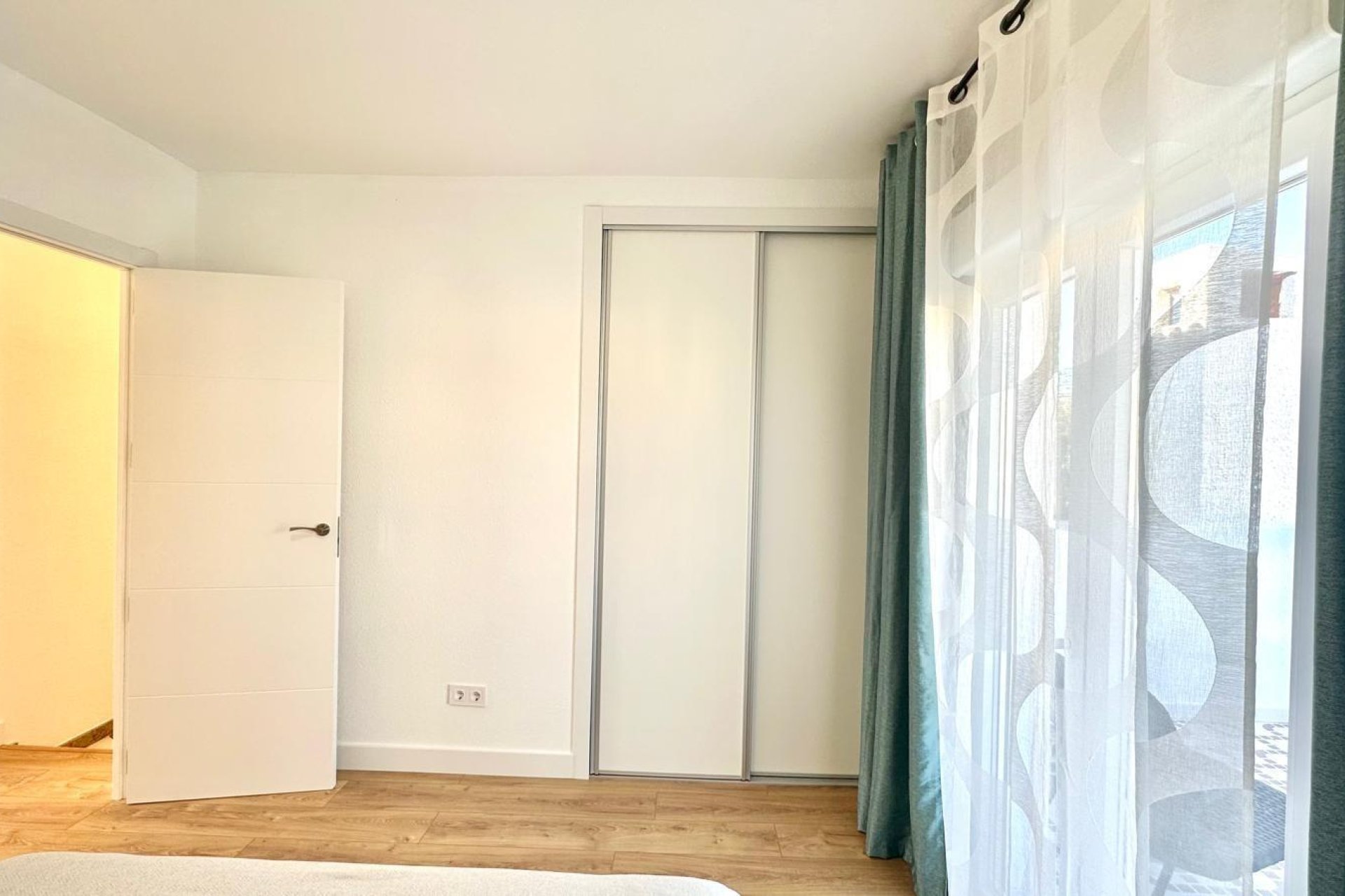 Herverkoop - Town House -
Torrevieja - Estacion De Autobuses