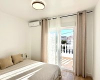 Herverkoop - Town House -
Torrevieja - Estacion De Autobuses