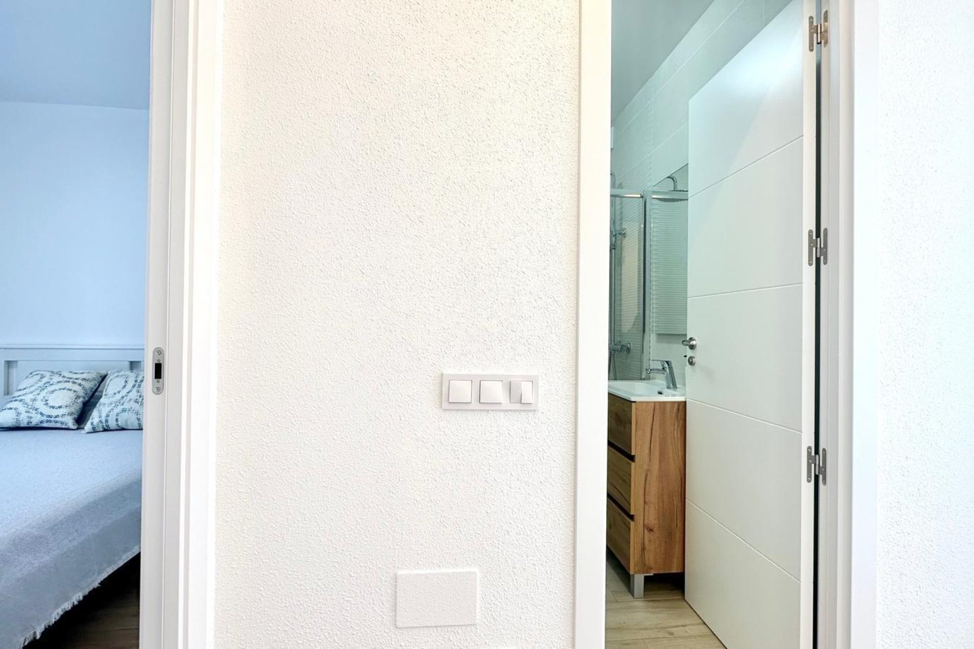 Herverkoop - Town House -
Torrevieja - Estacion De Autobuses