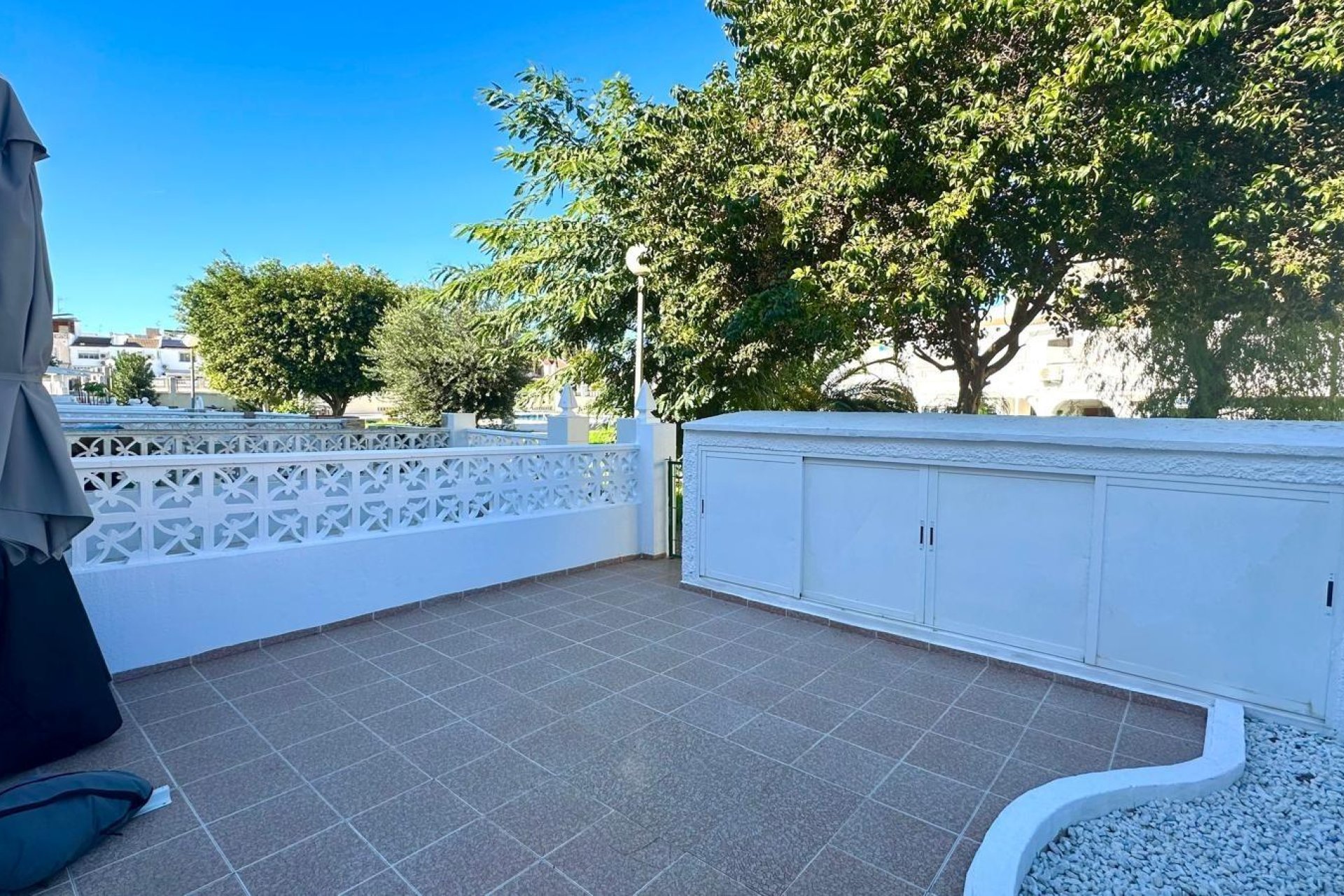 Herverkoop - Town House -
Torrevieja - Estacion De Autobuses