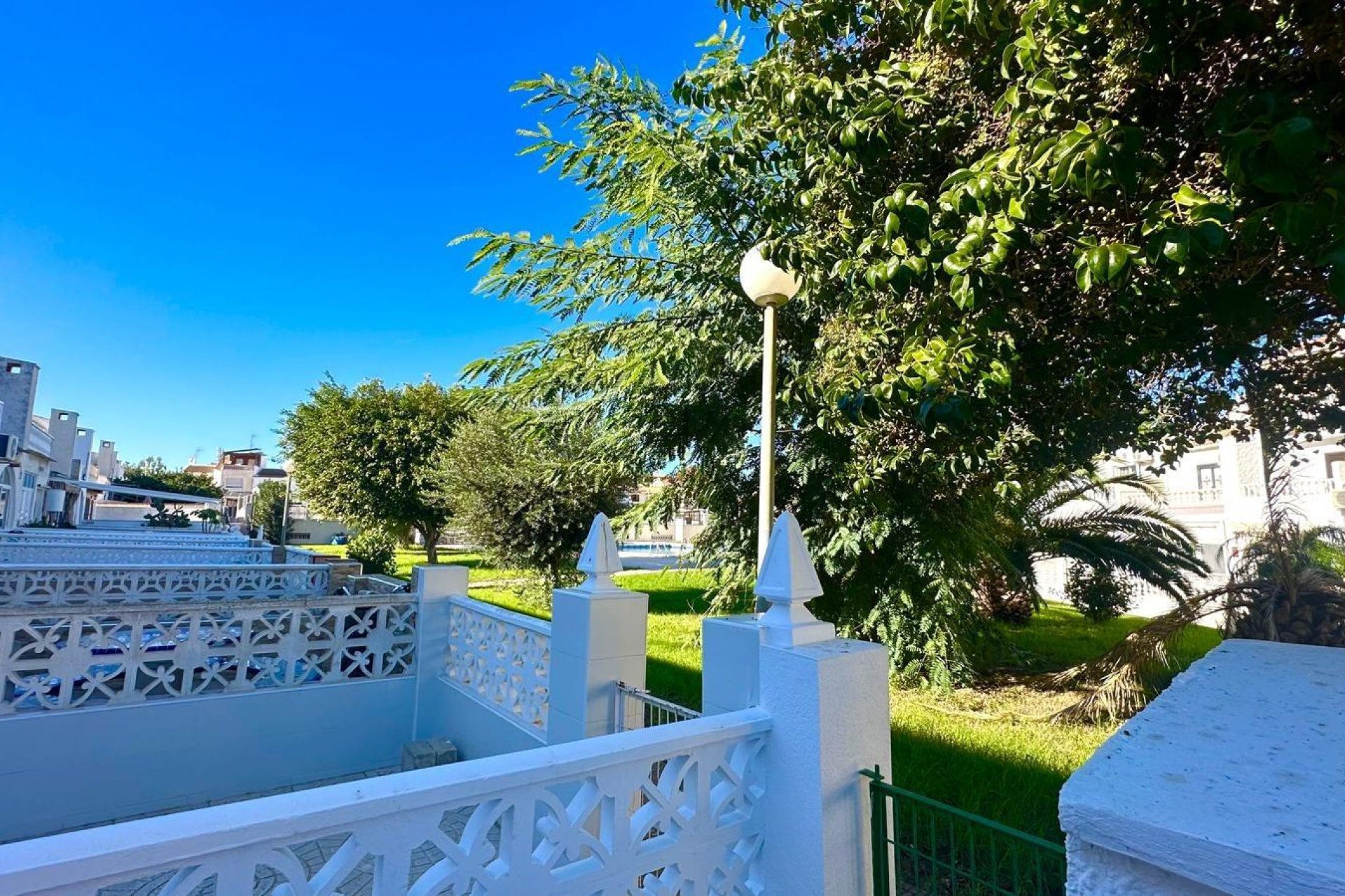 Herverkoop - Town House -
Torrevieja - Estacion De Autobuses