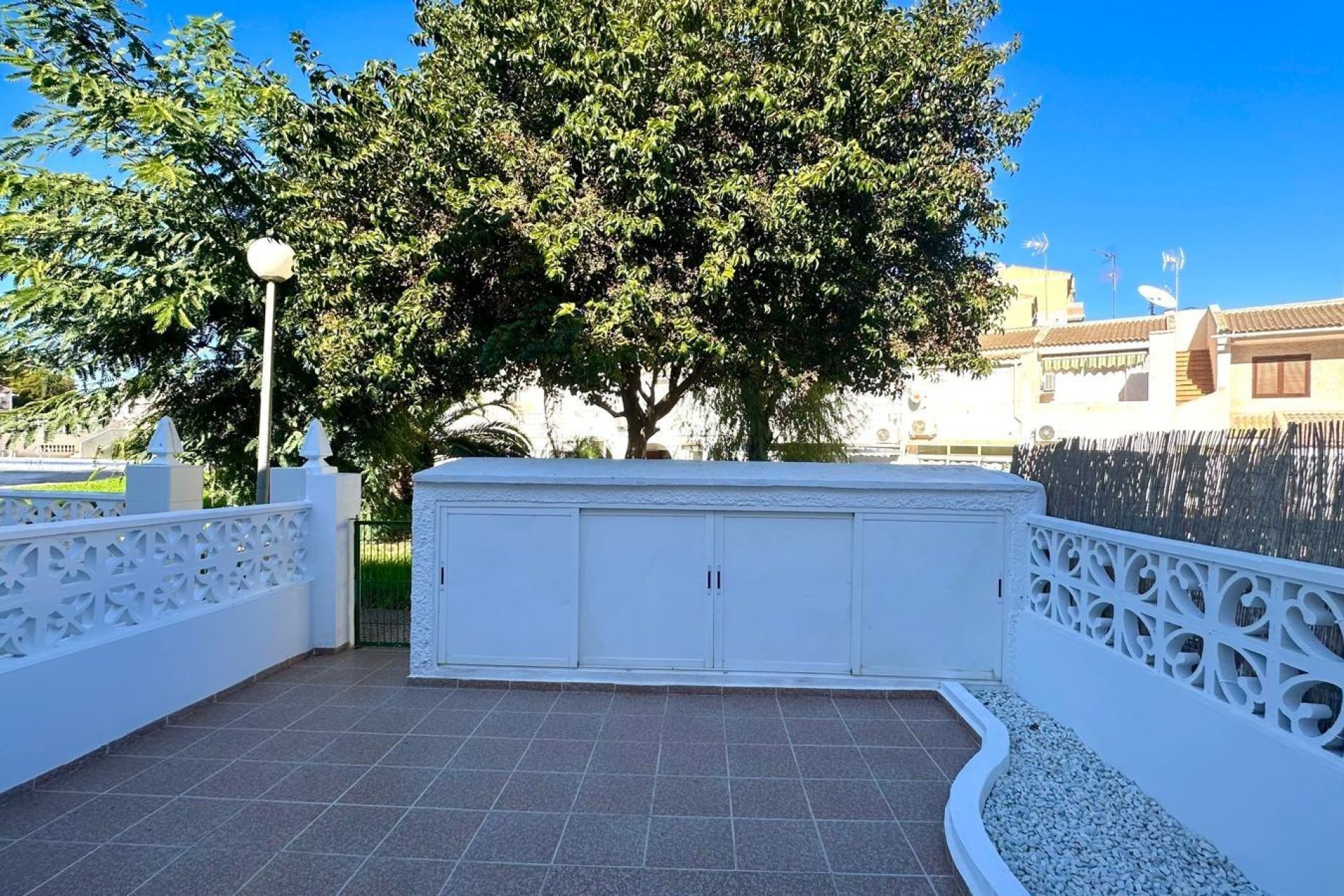 Herverkoop - Town House -
Torrevieja - Estacion De Autobuses