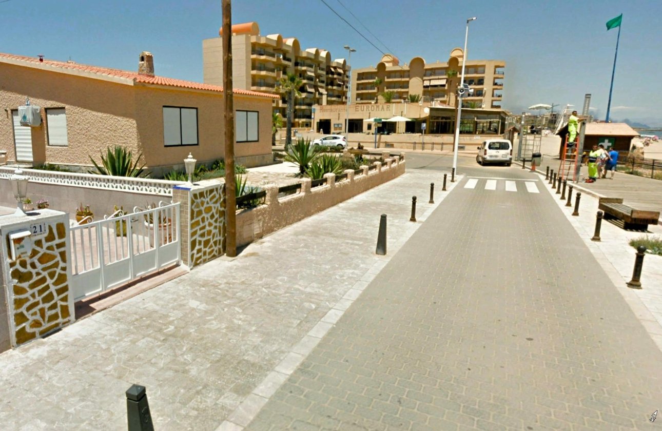 Herverkoop - Town House -
Torrevieja - La Mata