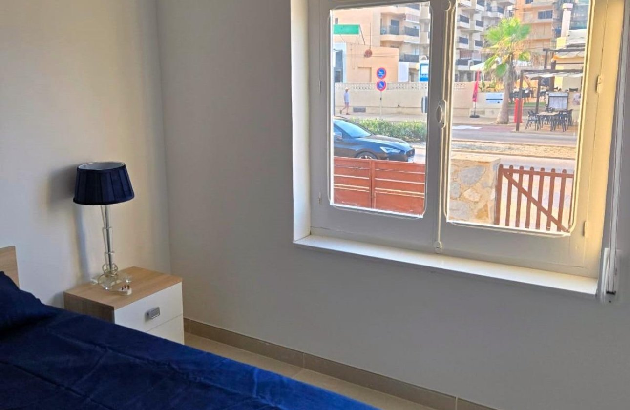 Herverkoop - Town House -
Torrevieja - La Mata