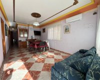 Herverkoop - Town House -
Torrevieja - La Mata