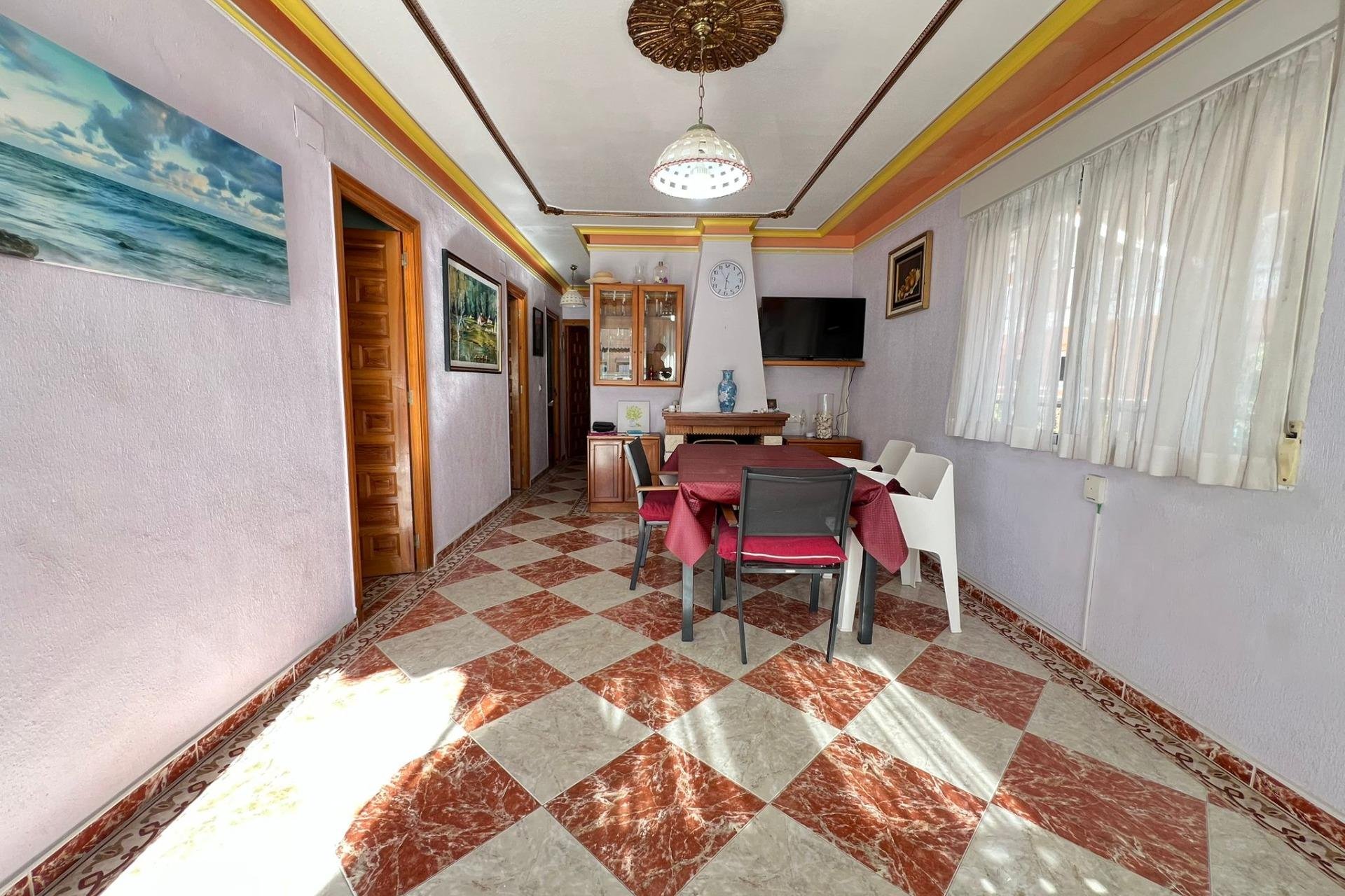 Herverkoop - Town House -
Torrevieja - La Mata