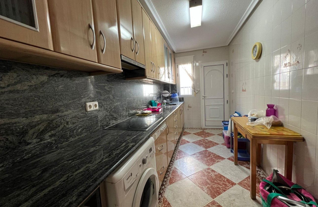 Herverkoop - Town House -
Torrevieja - La Mata