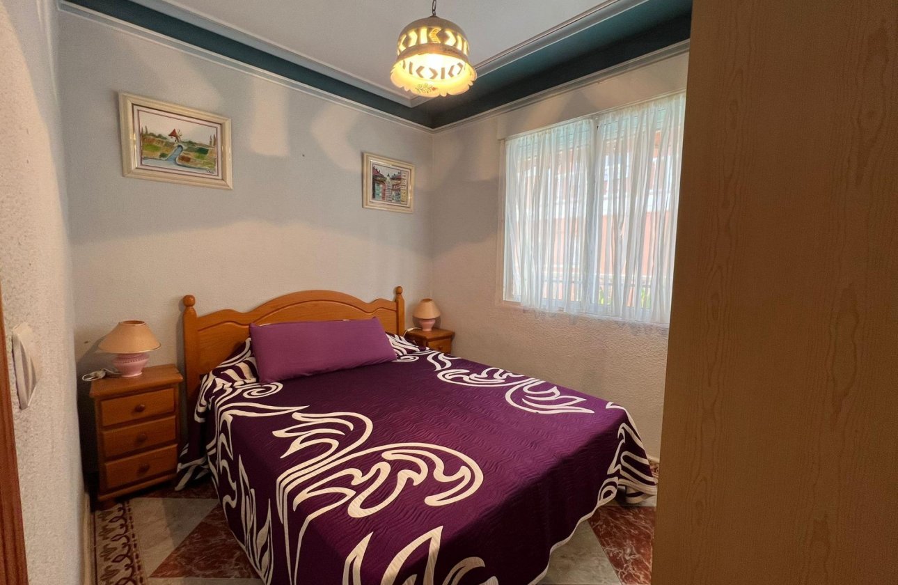 Herverkoop - Town House -
Torrevieja - La Mata